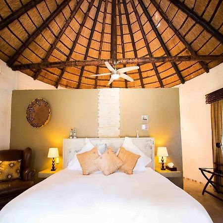 Mziki Safari Lodge Beestekraal  Exteriör bild