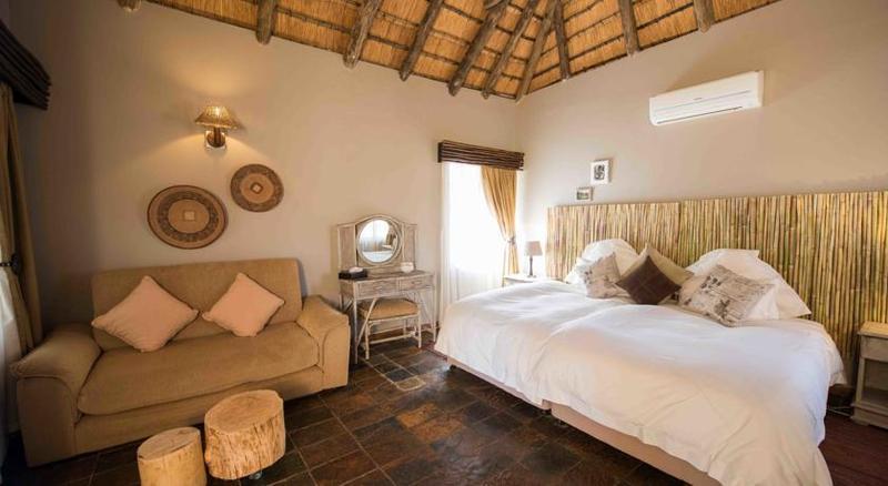 Mziki Safari Lodge Beestekraal  Exteriör bild