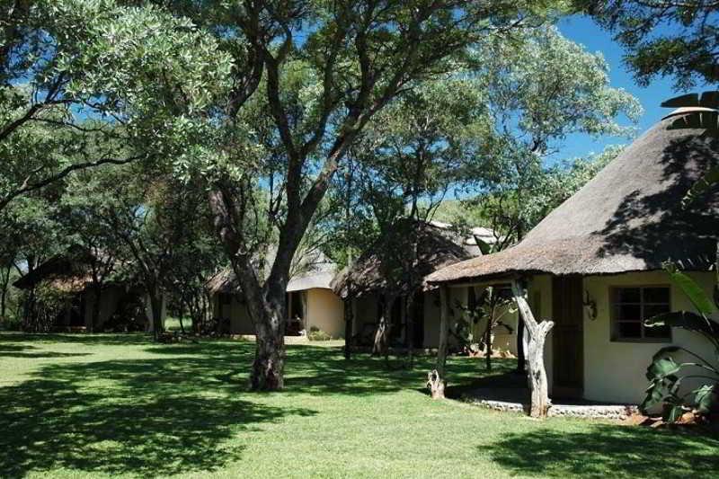 Mziki Safari Lodge Beestekraal  Exteriör bild
